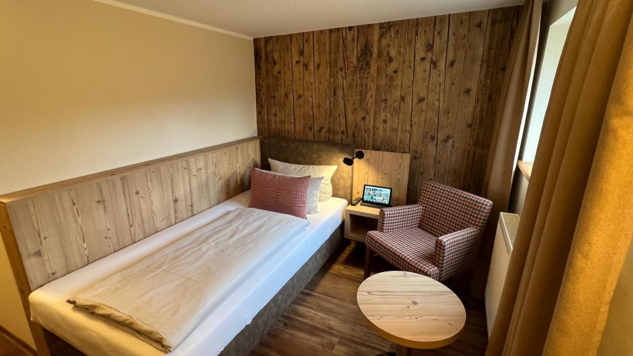 Dammschenke Gasthof & Hotel Kurort Jonsdorf Dış mekan fotoğraf