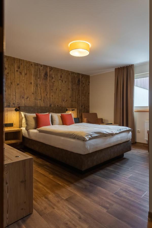 Dammschenke Gasthof & Hotel Kurort Jonsdorf Dış mekan fotoğraf