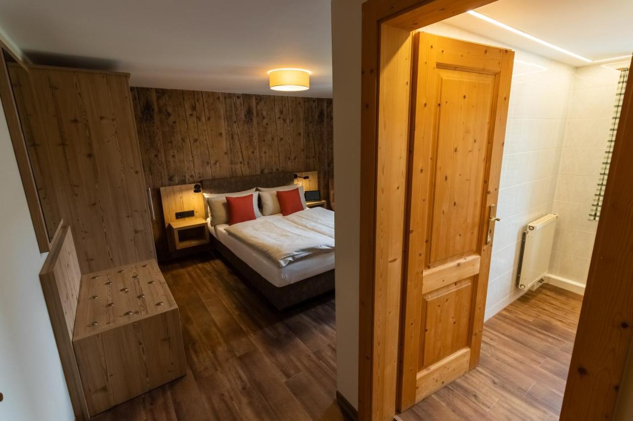Dammschenke Gasthof & Hotel Kurort Jonsdorf Dış mekan fotoğraf